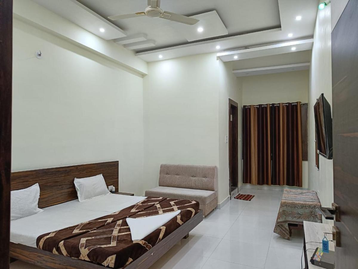 Hotel Parag Palace Jabalpur Exterior foto